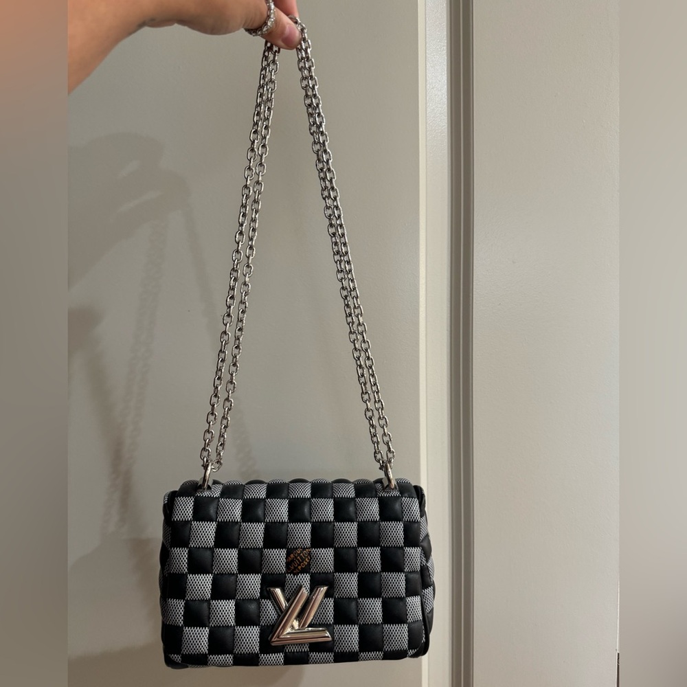 Louis Vuitton Damier Twist BB - Picture 9 of 11